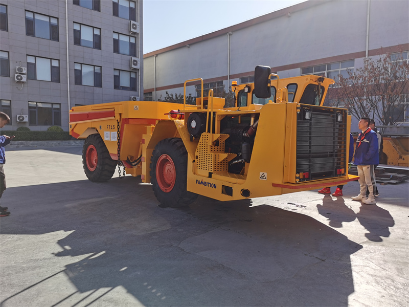 Caminhão Dumper Underground FT15 02