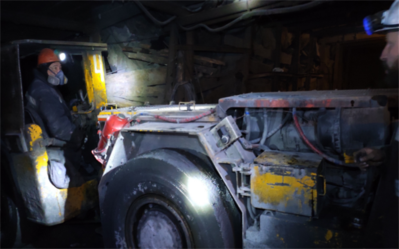 Carregador subterr&acirc;neo russo03.