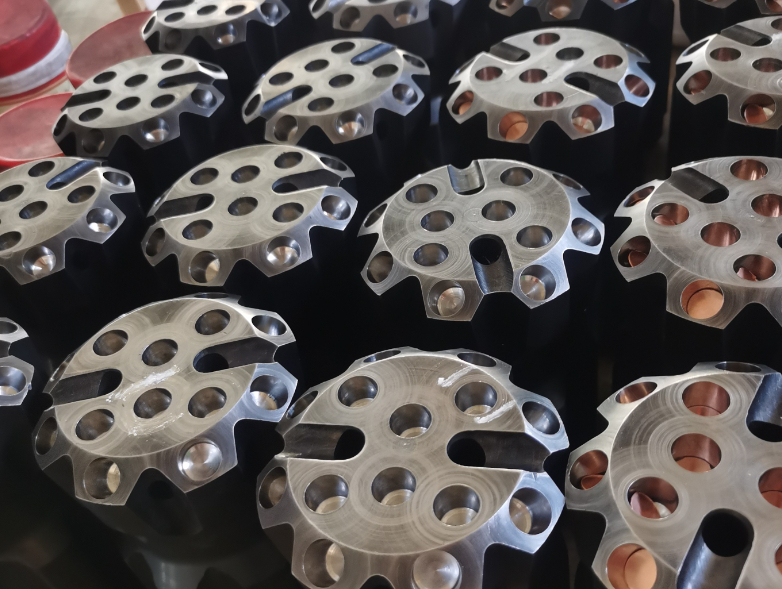 Ferramenta de perfura&ccedil;&atilde;o